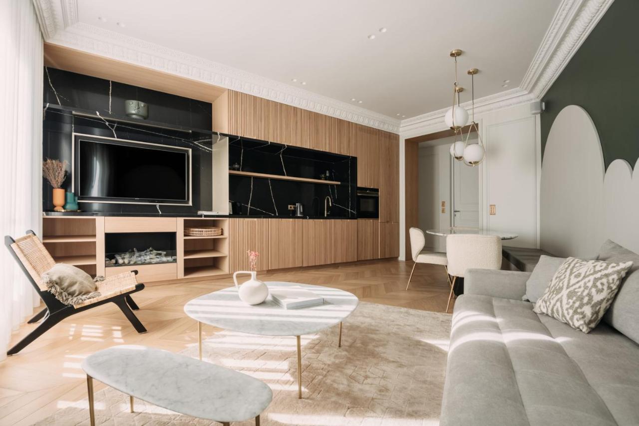 Highstay - Luxury Serviced Apartments - Champs-Elysees Paris Exterior photo